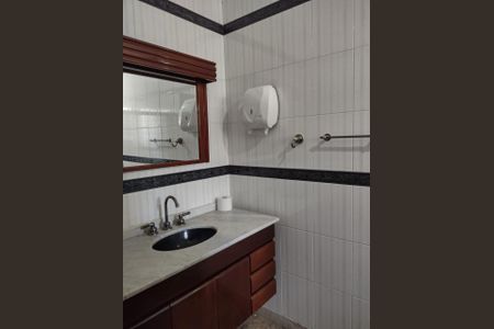 Casa à venda com 349m², 4 quartos e 4 vagas