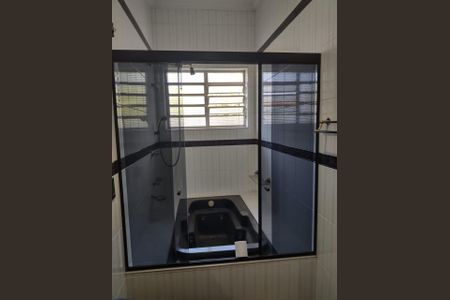 Casa à venda com 349m², 4 quartos e 4 vagas