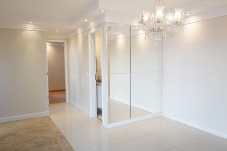 Apartamento à venda com 70m², 2 quartos e 2 vagasSala