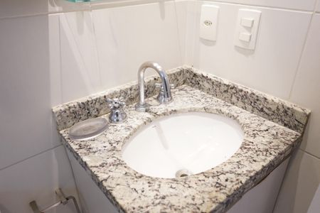 Apartamento à venda com 70m², 2 quartos e 2 vagasBanheiro da Suíte