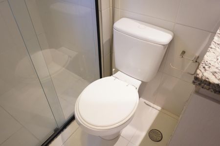 Apartamento à venda com 70m², 2 quartos e 2 vagasBanheiro da Suíte