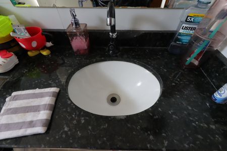 Apartamento à venda com 100m², 2 quartos e 1 vagaBanheiro da Suíte