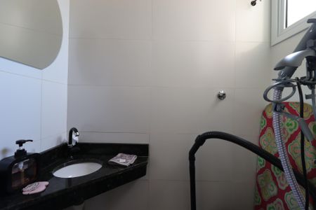 Apartamento à venda com 100m², 2 quartos e 1 vagaBanheiro Social