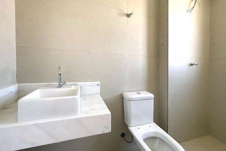 Apartamento à venda com 115m², 3 quartos e 2 vagas Apartamento à venda com 115m², 3 quartos e 2 vagasBanheiro da Suíte 1