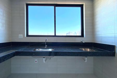 Apartamento à venda com 115m², 3 quartos e 2 vagas Apartamento à venda com 115m², 3 quartos e 2 vagasCozinha