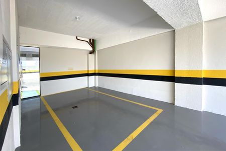 Apartamento à venda com 115m², 3 quartos e 2 vagas Apartamento à venda com 115m², 3 quartos e 2 vagasVaga 2