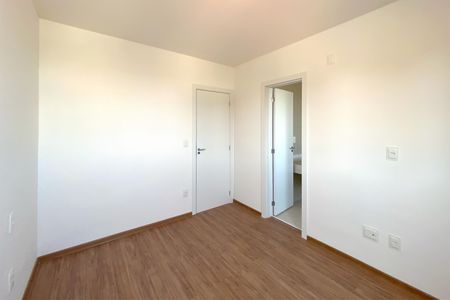 Apartamento à venda com 115m², 3 quartos e 2 vagas Apartamento à venda com 115m², 3 quartos e 2 vagasSuite 2