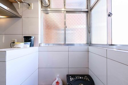 Apartamento à venda com 64m², 2 quartos e 1 vaga Apartamento à venda com 64m², 2 quartos e 1 vagaÁrea de Serviço