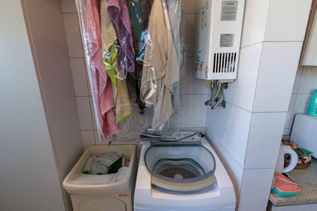 Apartamento à venda com 64m², 2 quartos e 1 vaga Apartamento à venda com 64m², 2 quartos e 1 vagaÁrea de Serviço