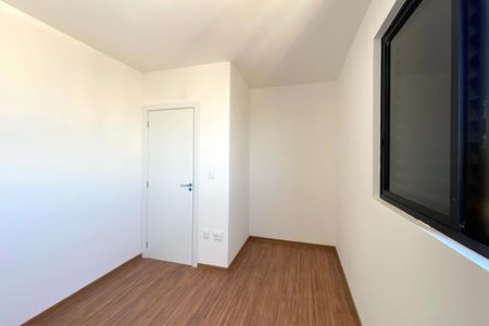Apartamento à venda com 115m², 3 quartos e 2 vagasQuarto 3