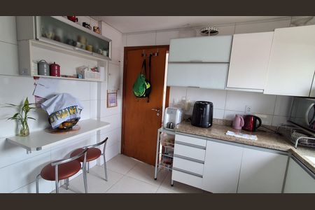 Apartamento à venda com 83m², 3 quartos e 2 vagasCozinha