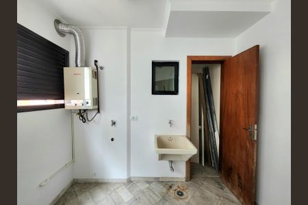 Apartamento à venda com 127m², 3 quartos e 2 vagas Apartamento à venda com 127m², 3 quartos e 2 vagasÁrea de Serviço