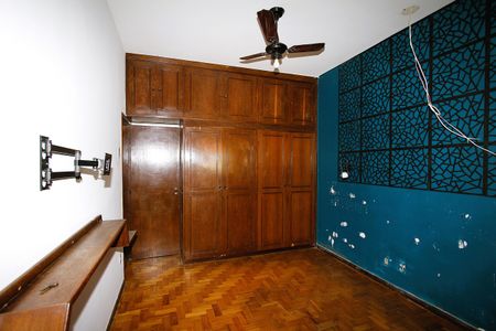 Casa à venda com 366m², 4 quartos e 6 vagasSuíte 1