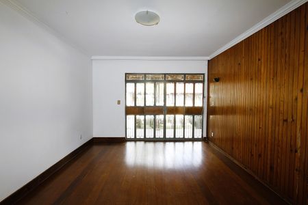 Casa à venda com 366m², 4 quartos e 6 vagasQuarto 1