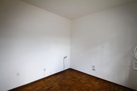 Casa à venda com 366m², 4 quartos e 6 vagasSuíte 2