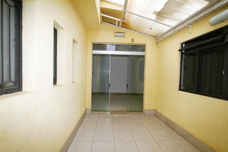 Casa à venda com 366m², 4 quartos e 6 vagasÁrea Externa