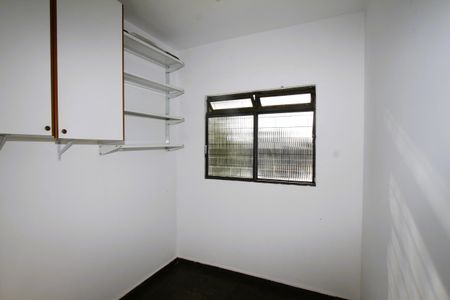 Casa à venda com 366m², 4 quartos e 6 vagasQuarto 2