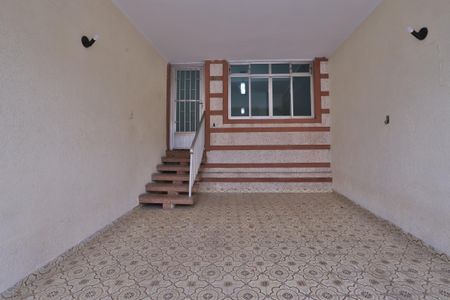 Casa à venda com 124m², 2 quartos e 1 vaga Casa à venda com 124m², 2 quartos e 1 vagaGaragem