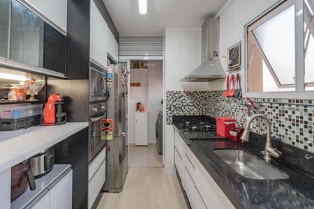 Apartamento à venda com 85m², 3 quartos e 2 vagasCozinha