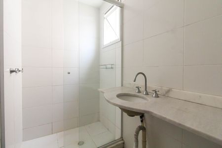 Apartamento à venda com 76m², 3 quartos e 1 vaga Apartamento à venda com 76m², 3 quartos e 1 vagaBanheiro da Suíte