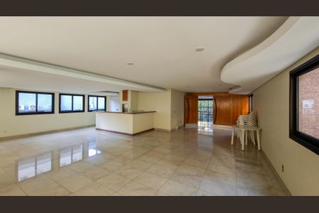 Apartamento à venda com 280m², 4 quartos e 3 vagasÁrea comum - Salão de festas