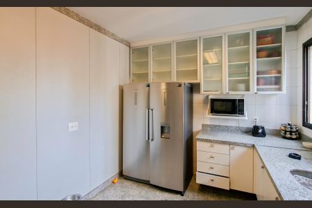 Apartamento à venda com 280m², 4 quartos e 3 vagasCozinha
