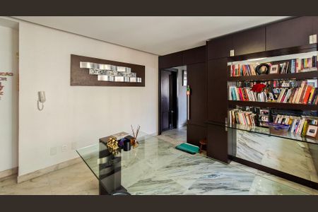 Apartamento à venda com 280m², 4 quartos e 3 vagasEscritório