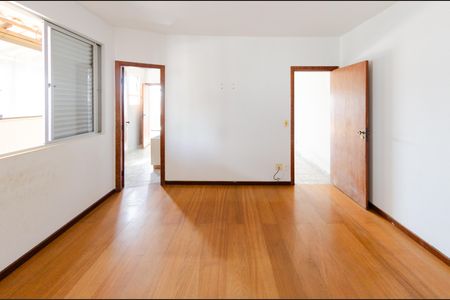 Apartamento à venda com 176m², 4 quartos e 2 vagas Apartamento à venda com 176m², 4 quartos e 2 vagasSuíte 1