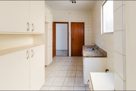 Apartamento à venda com 176m², 4 quartos e 2 vagas Apartamento à venda com 176m², 4 quartos e 2 vagasCozinha