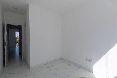 Casa à venda com 90m², 2 quartos e 2 vagasQuarto 2