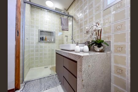 Apartamento à venda com 75m², 3 quartos e 1 vagaBanheiro