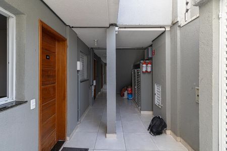 Apartamento à venda com 46m², 2 quartos e sem vaga Apartamento à venda com 46m², 2 quartos e sem vagaÁrea Comum