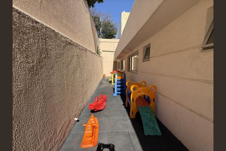 Apartamento à venda com 80m², 3 quartos e 1 vaga Apartamento à venda com 80m², 3 quartos e 1 vagaÁrea comum