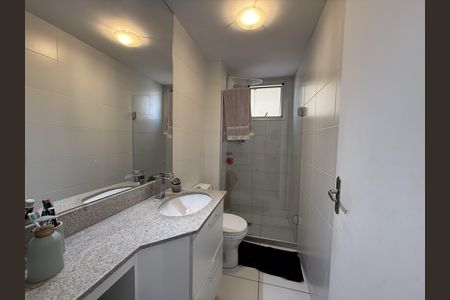 Apartamento à venda com 80m², 3 quartos e 1 vaga Apartamento à venda com 80m², 3 quartos e 1 vagaBanheiro