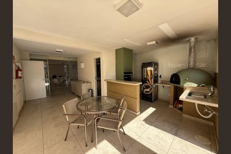 Apartamento à venda com 80m², 3 quartos e 1 vaga Apartamento à venda com 80m², 3 quartos e 1 vagaÁrea comum