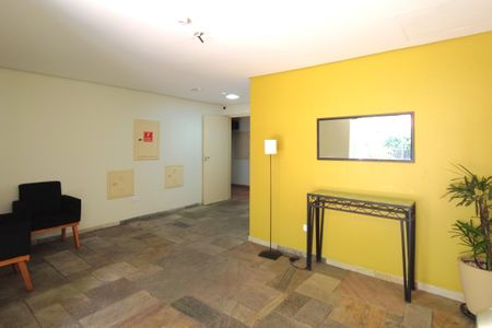 Apartamento à venda com 43m², 1 quarto e 1 vagaHall Social