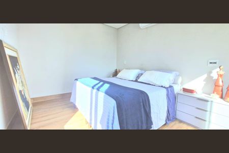 Casa de condomínio à venda com 233m², 3 quartos e 4 vagasQuarto 3