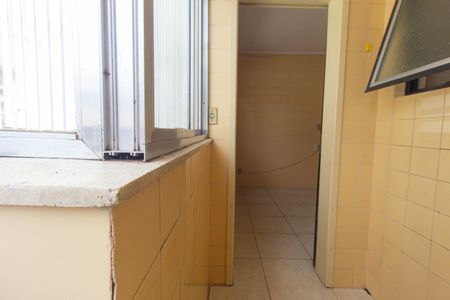 Apartamento à venda com 86m², 2 quartos e 1 vagaÁrea de Serviço