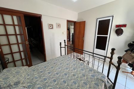 Casa à venda com 350m², 4 quartos e 2 vagas Casa à venda com 350m², 4 quartos e 2 vagasQuarto 2