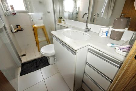 Apartamento à venda com 90m², 3 quartos e 2 vagasBanheiro 1