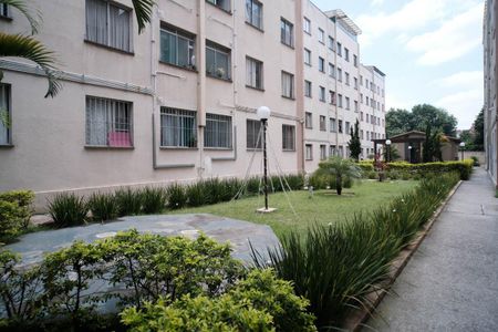 Apartamento à venda com 90m², 2 quartos e 1 vaga Apartamento à venda com 90m², 2 quartos e 1 vagaÁrea comum
