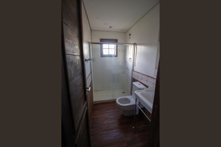 Casa para alugar com 800m², 4 quartos e 5 vagasBanheiro 4