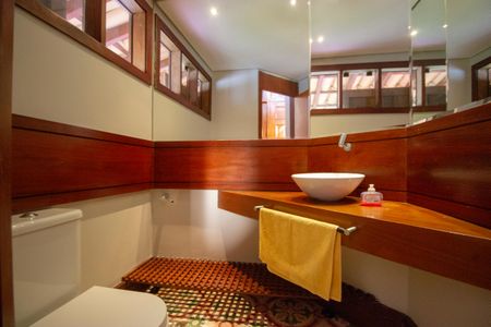 Casa para alugar com 800m², 4 quartos e 5 vagasLavabo