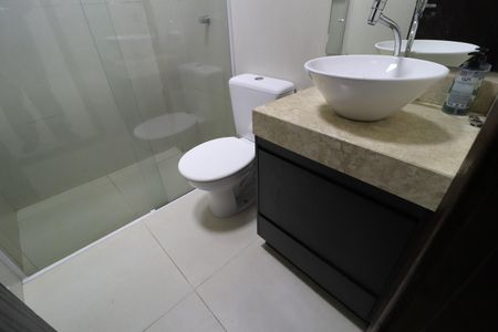 Casa para alugar com 250m², 5 quartos e 5 vagasBanheiro Social