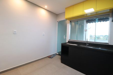 Casa para alugar com 250m², 5 quartos e 5 vagasCozinha