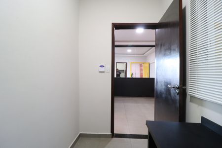 Casa para alugar com 250m², 5 quartos e 5 vagasEscritório