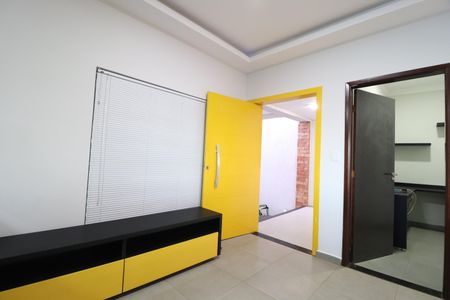 Casa para alugar com 250m², 5 quartos e 5 vagasSala
