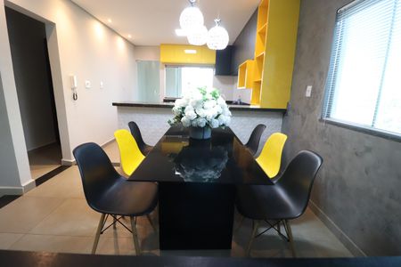 Casa para alugar com 250m², 5 quartos e 5 vagasSala de Jantar