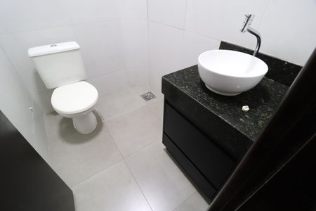 Casa para alugar com 250m², 5 quartos e 5 vagasLavabo