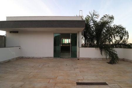Casa para alugar com 250m², 5 quartos e 5 vagasSuíte 3 - Terraço
